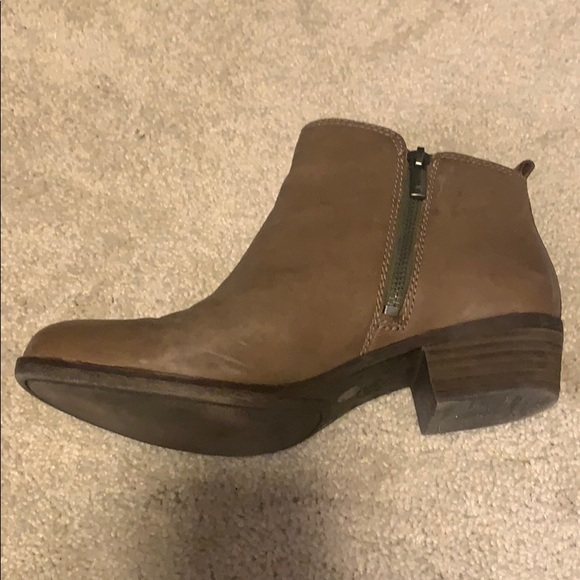 Lucky Brand Basel leather Flat Bootie - Picture 3 of 5